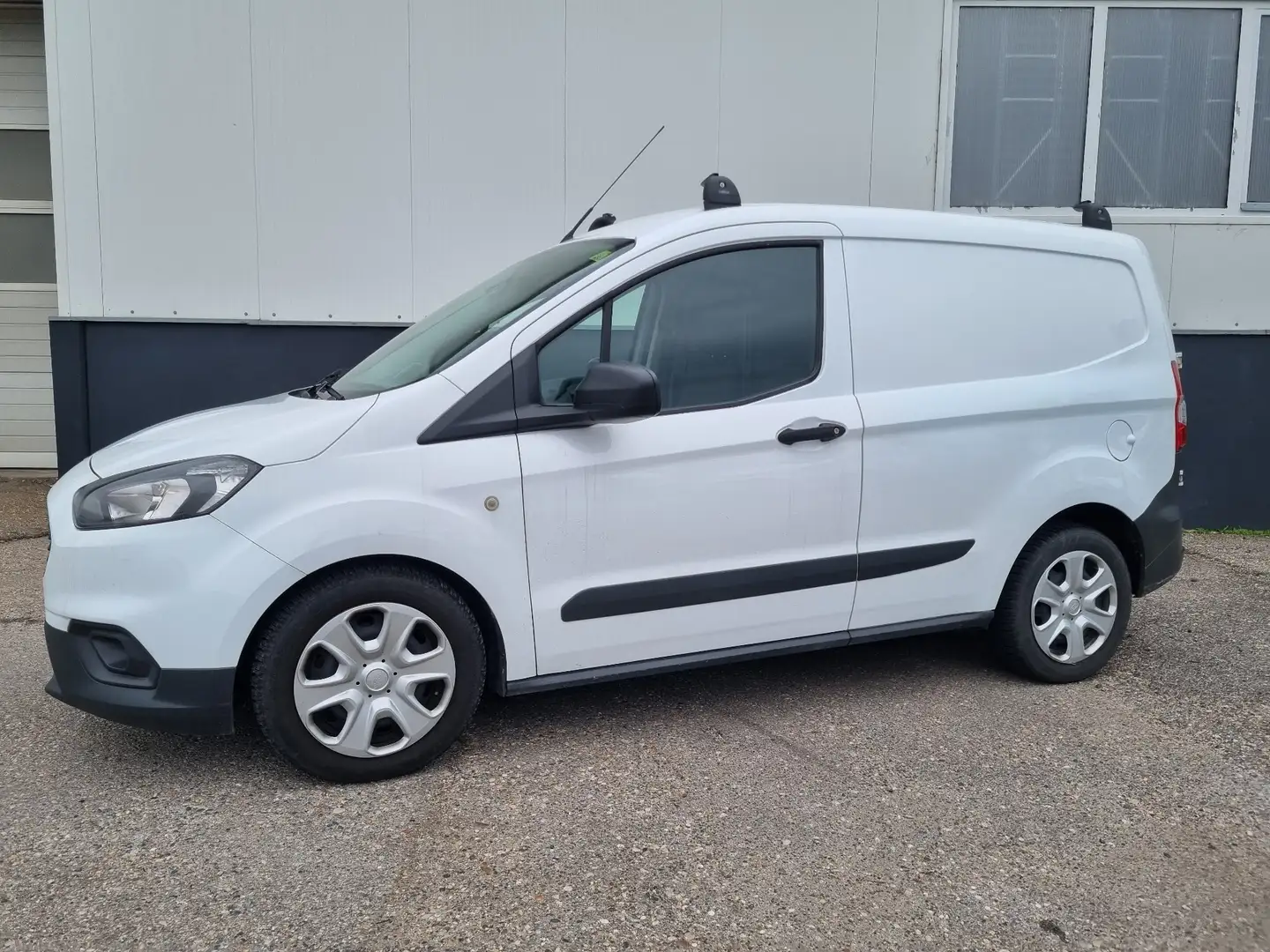 Ford Courier Trend Kastenwagen 1.5 TDCi Blanco - 2