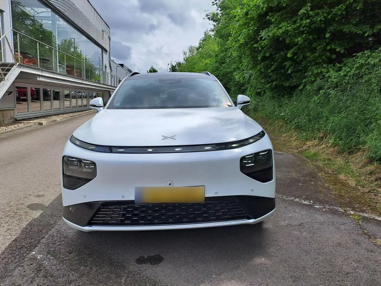 Xpeng G9