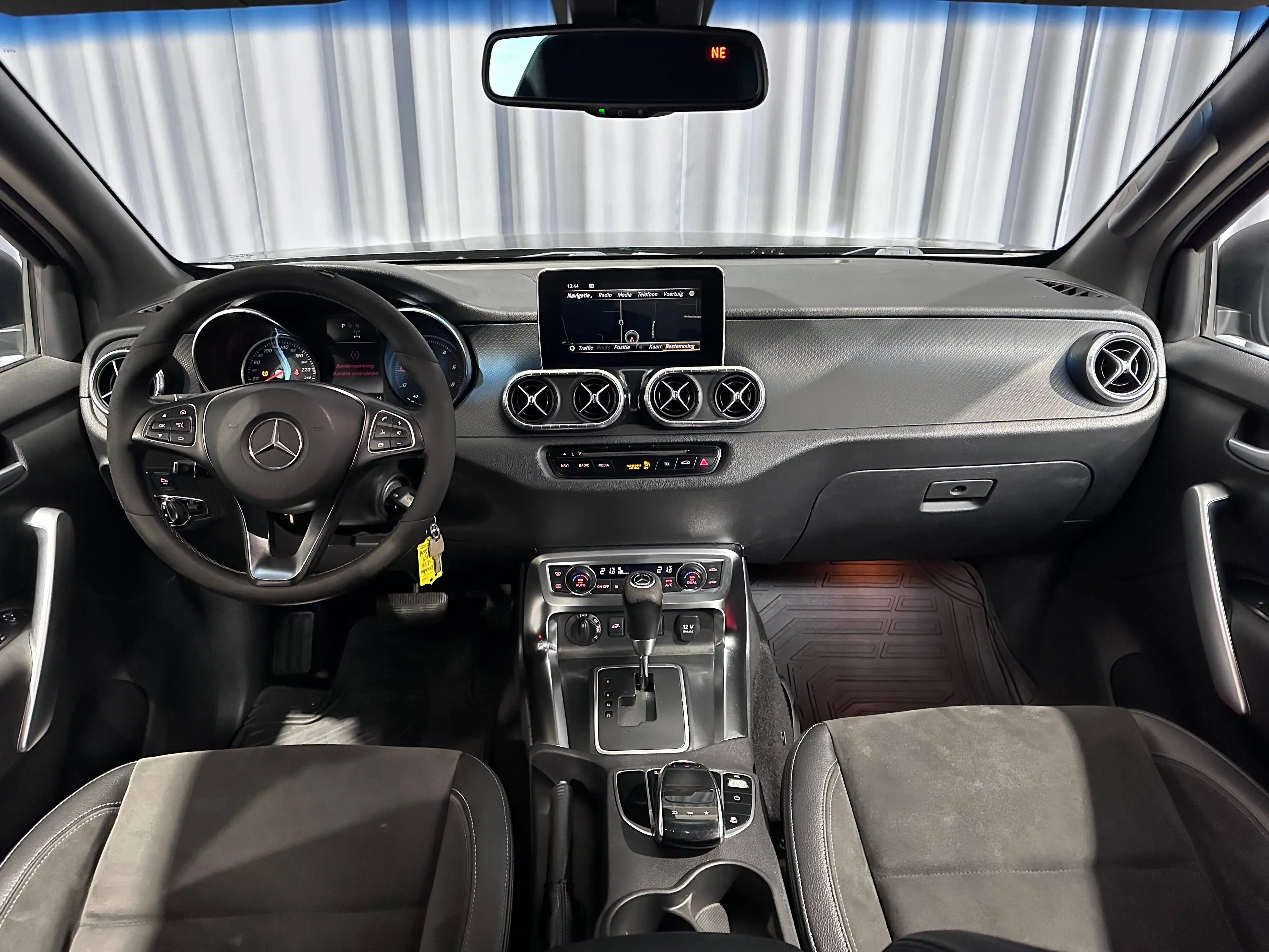Mercedes-Benz X 250 d PROGRESSIVE *AUT.*19"ALU*LEDER*EL.ZETELS*COMAND NAVI*360'CAMERA*TREKHAAK 3.500kg* — photo 12