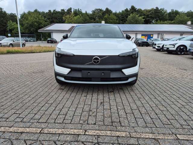 Volvo EX30 Cross Country 315 kW Twin Motor Performance