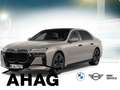 BMW 740 d xDrive M Sportpaket Innovationsp. Standhzg. Grau - thumbnail 2