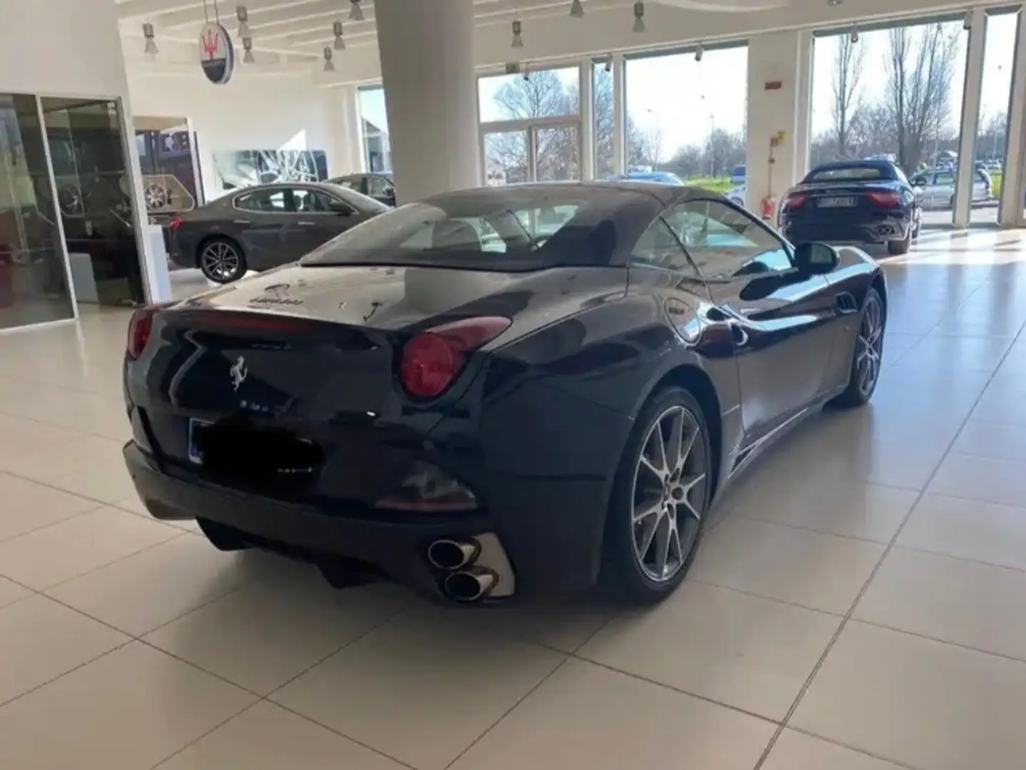 Ferrari California 4.3 dct Nero - 2