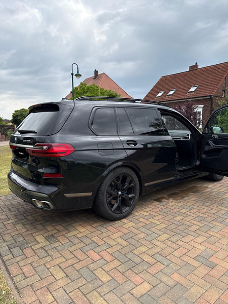 BMW X7 M50 d. Night Vision, 3x M-Paket, 142t€ — photo 4