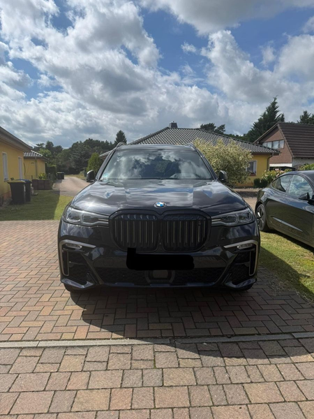 BMW X7 M50 d. Night Vision, 3x M-Paket, 142t€