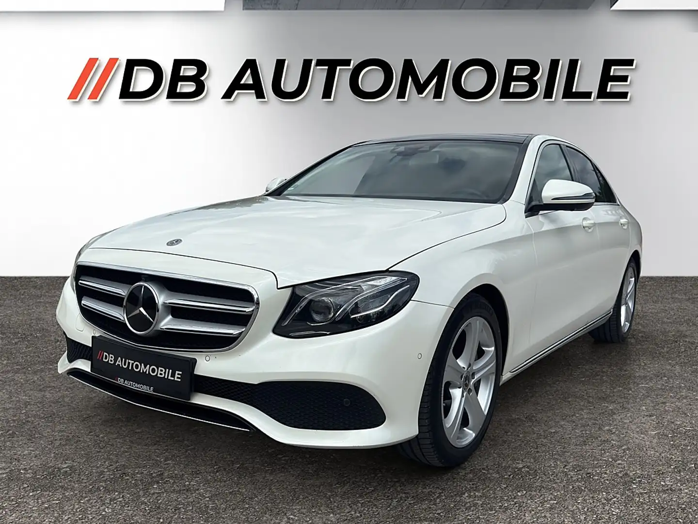 Mercedes-Benz E 350 d Avantgarde *ACC*Lineasist*AHK*360°*Panorama*L... Weiß - 1
