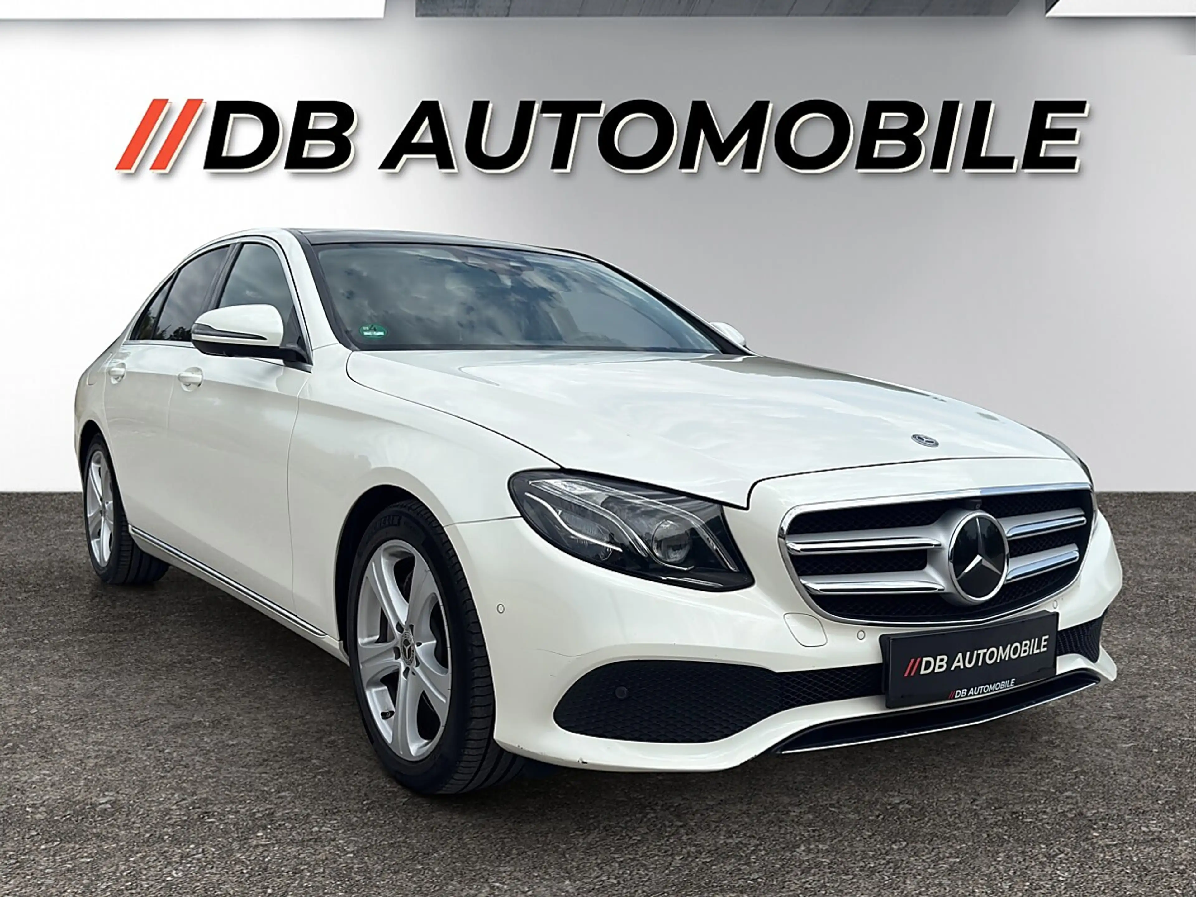 Mercedes-Benz E 350 d Avantgarde *ACC*Lineasist*AHK*360°*Panorama*L... — photo 3