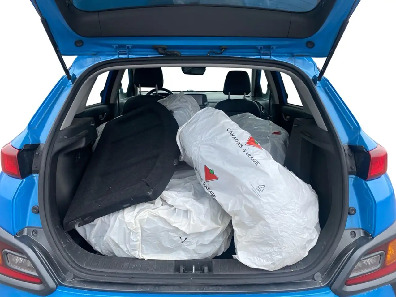 Hyundai KONA снимка Hyundai KONA