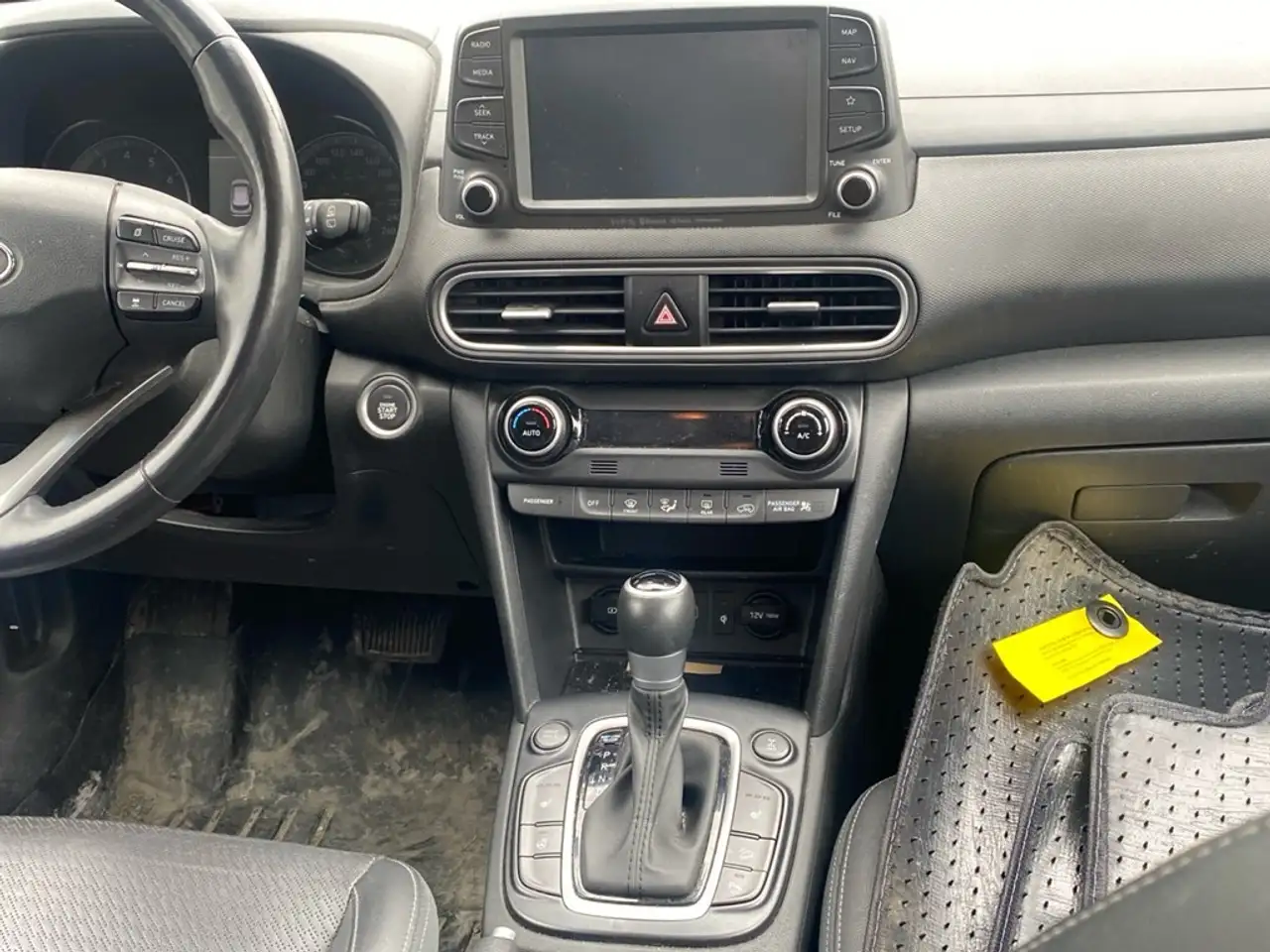 Hyundai KONA снимка Hyundai KONA