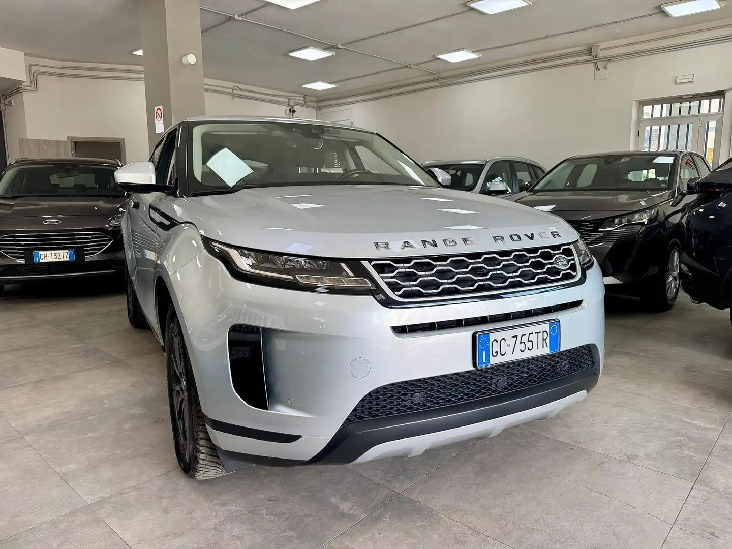 Land Rover Range Rover Evoque 2.0D I4 150CV AWD 10/2020 Gris - 1