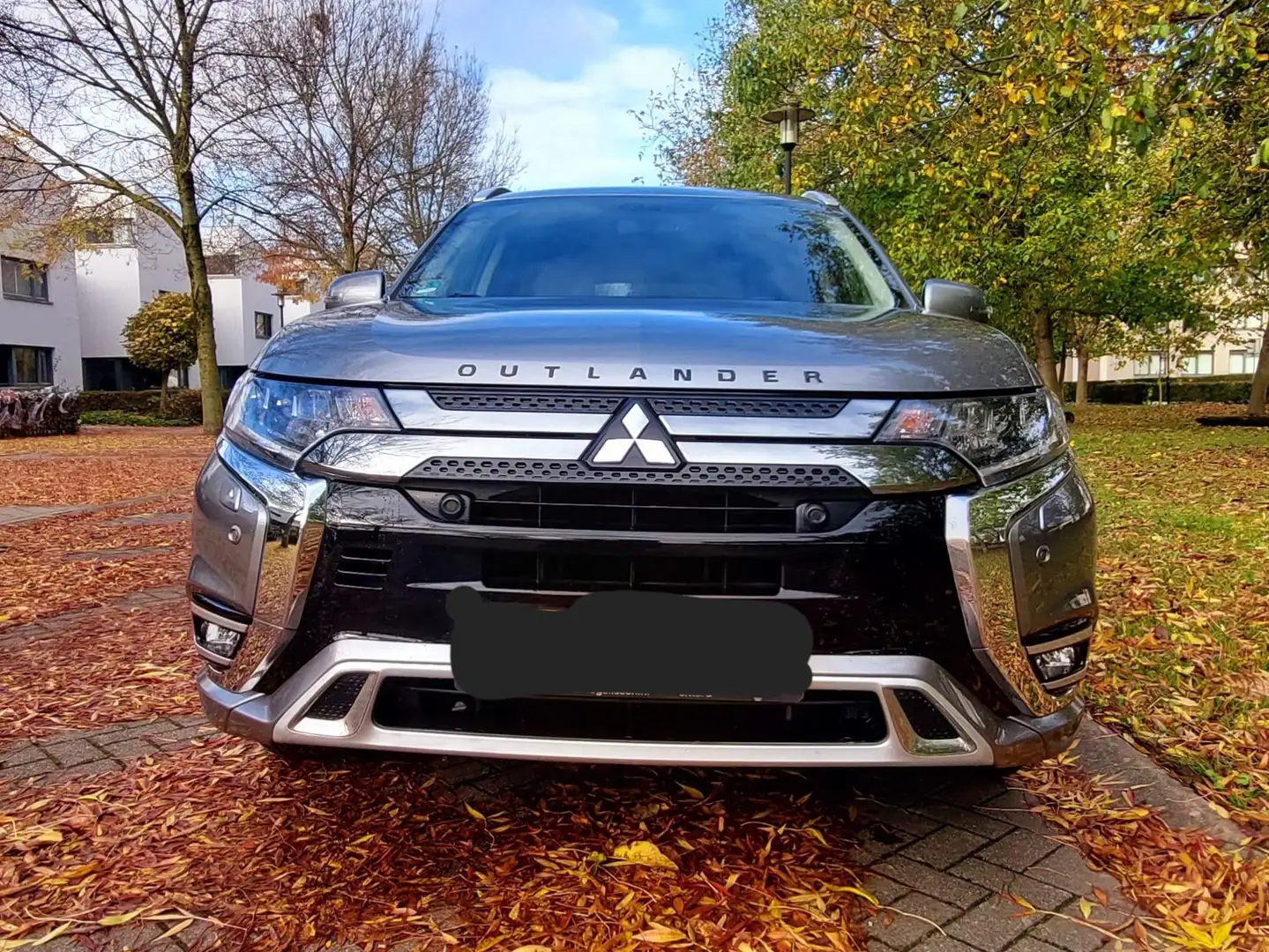 Mitsubishi Outlander 2.4 PHEV Intense AUT Zilver - 1