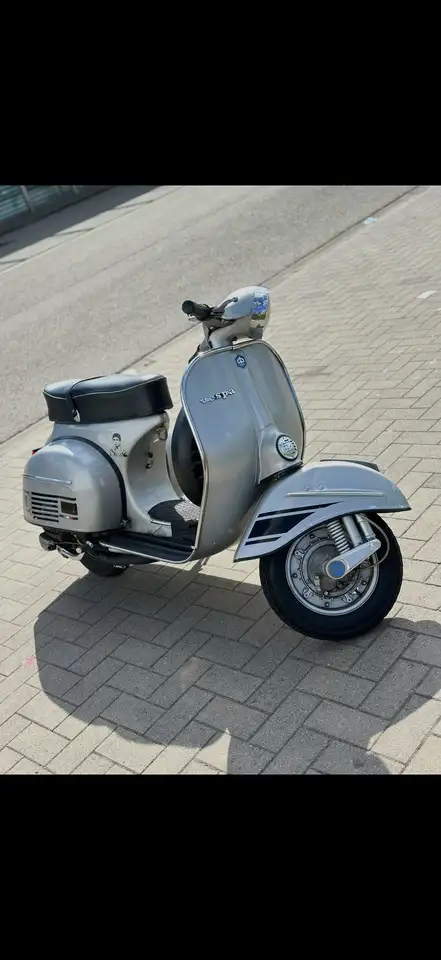 Vespa 150 Sprint Veloce