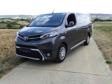 Proace Verso 2.0 D-4D Long MPV S
