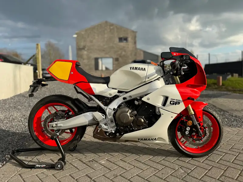 Yamaha XSR 900 - foto 5