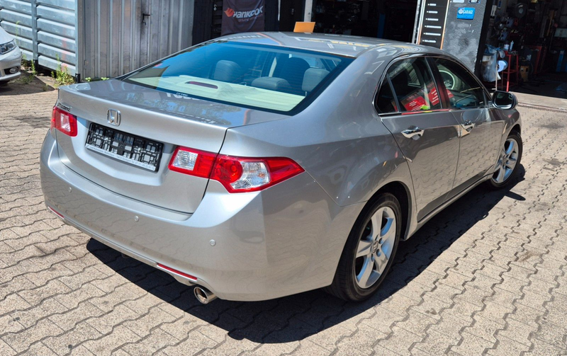 Honda Accord Lim. 2,0l Executive Inspektion Neu! — photo 3