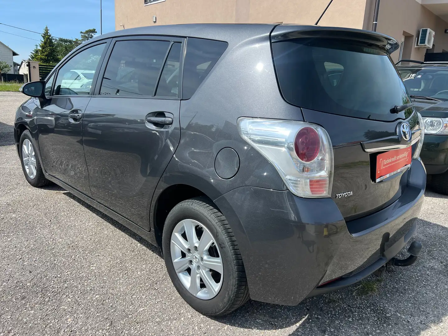 Toyota Verso 1,6 D-4D Active Grau - 2