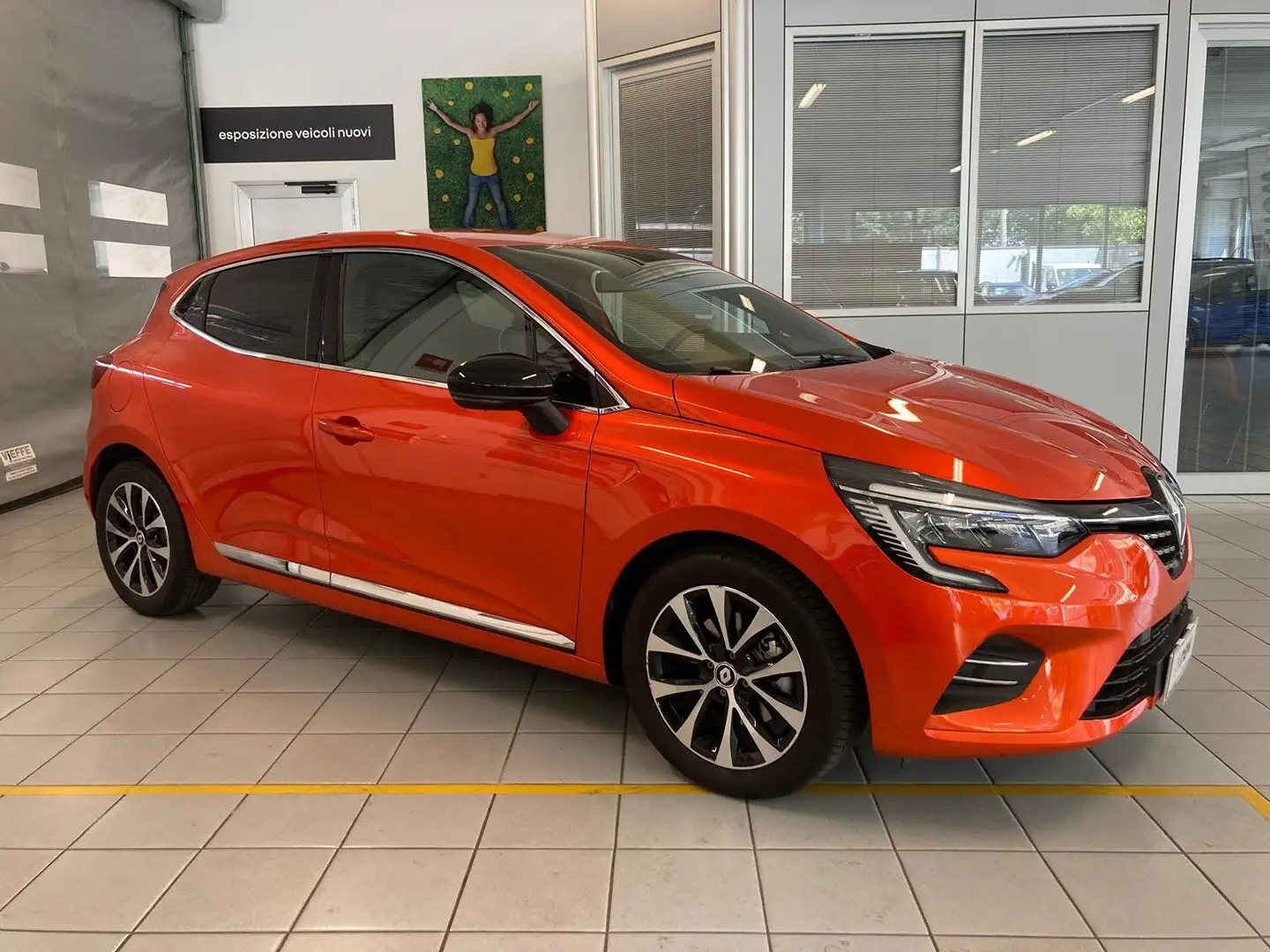 Renault Clio Techno 1.6 E-Tech full hybrid 145cv rif.GL165PZ Arancione - 2
