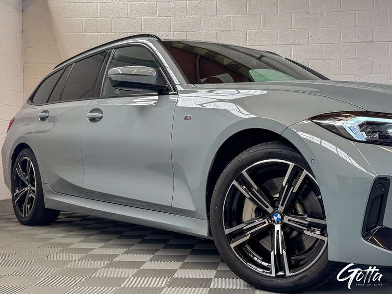 Photo du véhicule BMW 330