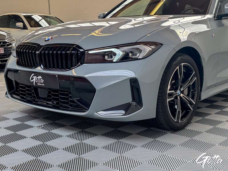 Photo du véhicule BMW 330