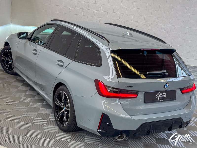 Photo du véhicule BMW 330