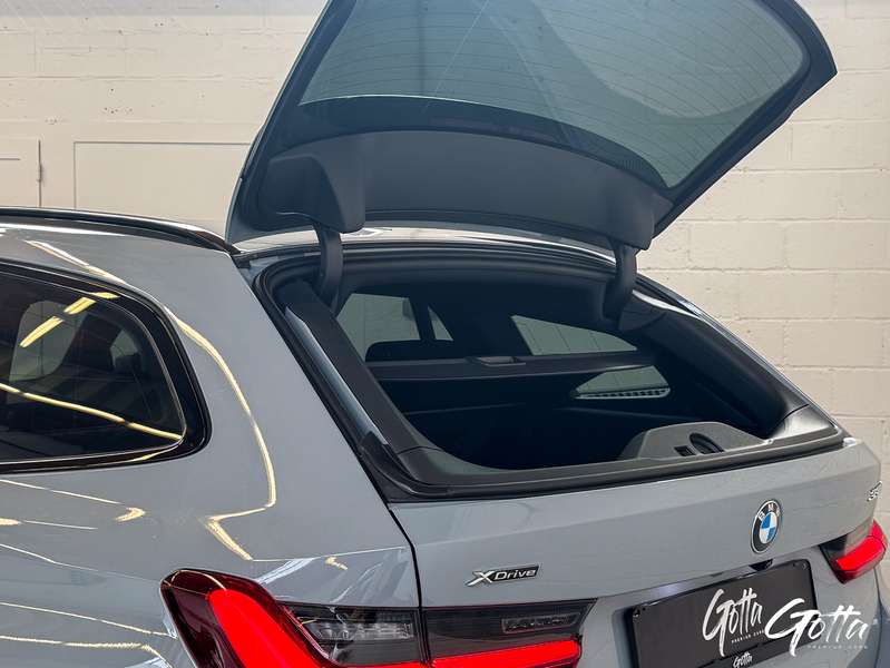 Photo du véhicule BMW 330