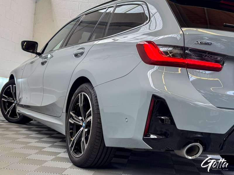 Photo du véhicule BMW 330