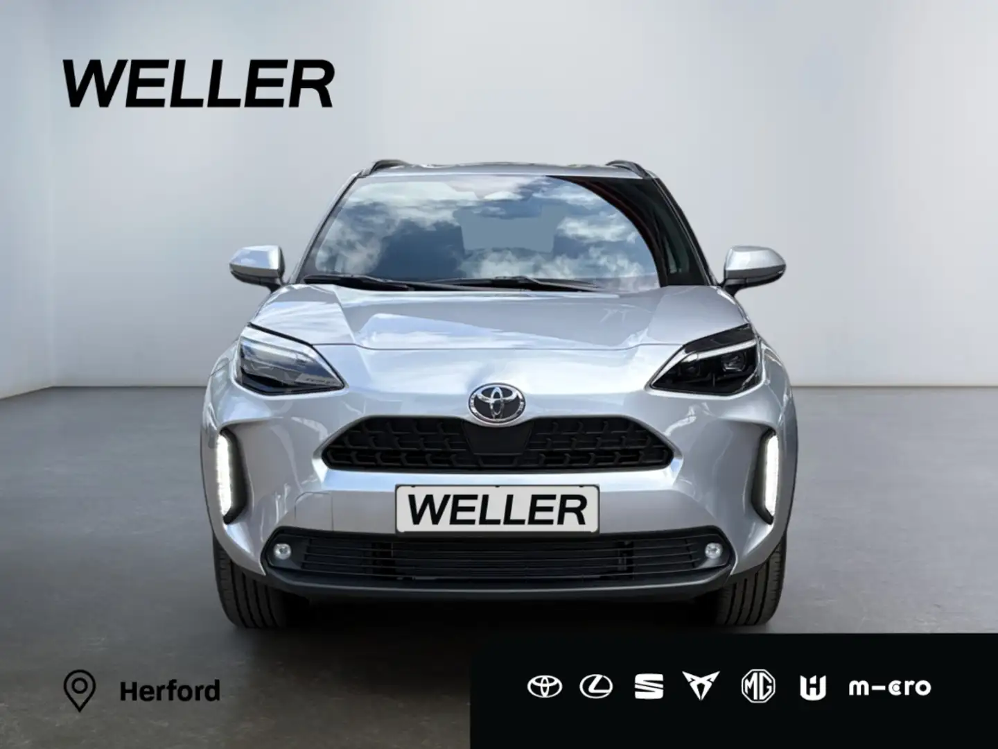 Toyota Yaris Cross Hybrid 130 1.5 Teamplayer *Navi*LED* Srebrny - 2