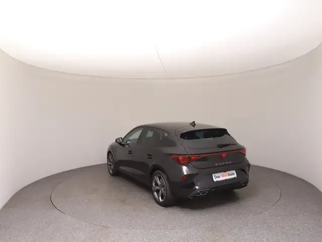Cupra Leon view 5