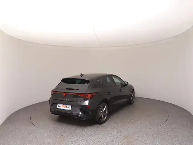 Cupra Leon view 4