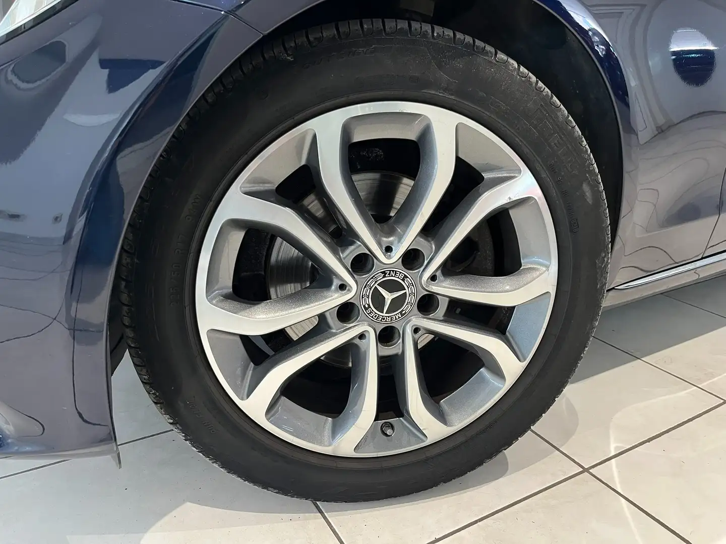 Mercedes-Benz C 180 d Break 1.6d 115cv 2018 Led/Navi/Caméra/Clim Bleu - 2