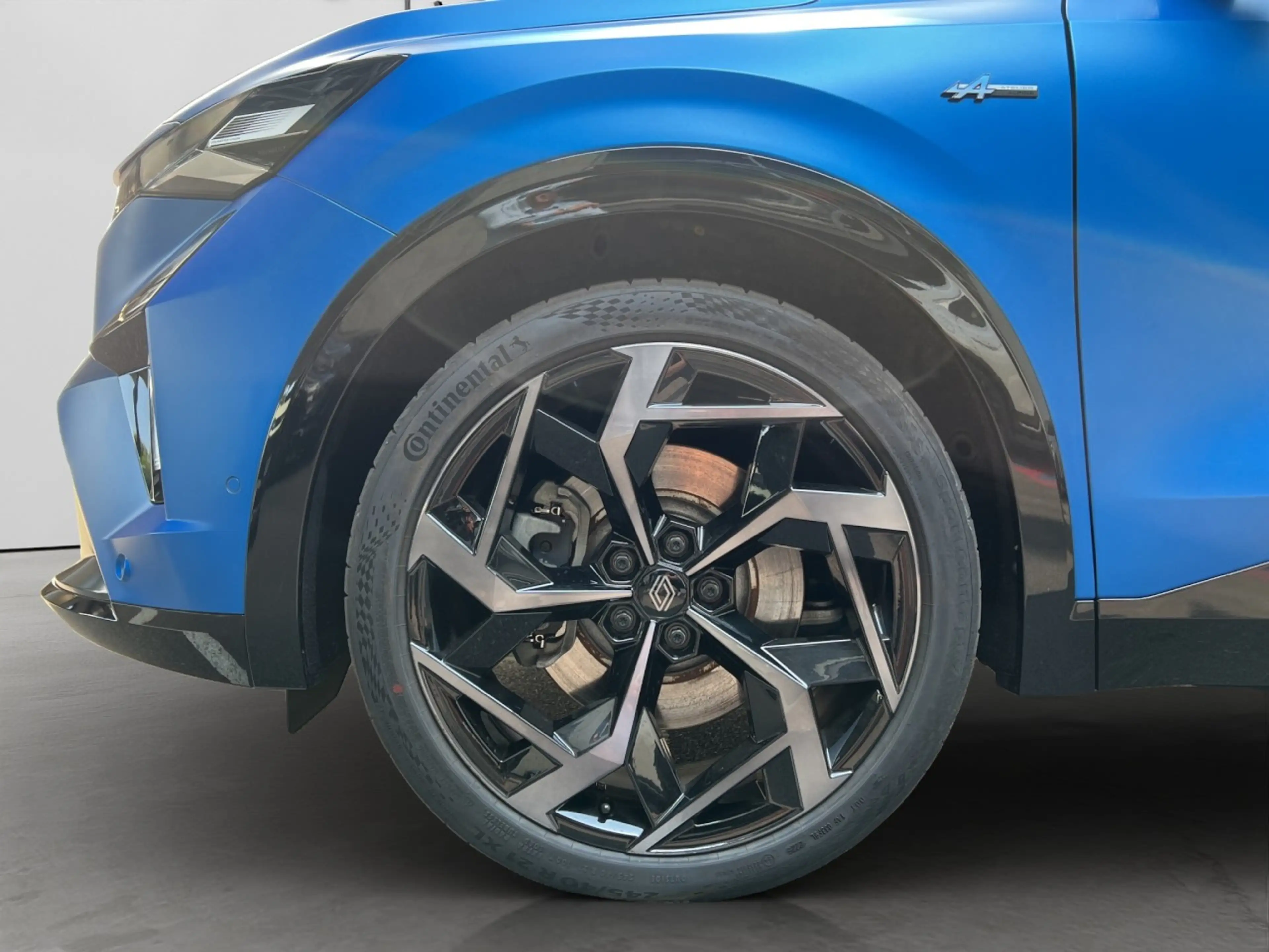 Renault Rafale 300 Plug-in Hybrid 4x4 Atelier Alpine Klima Navi — photo 4