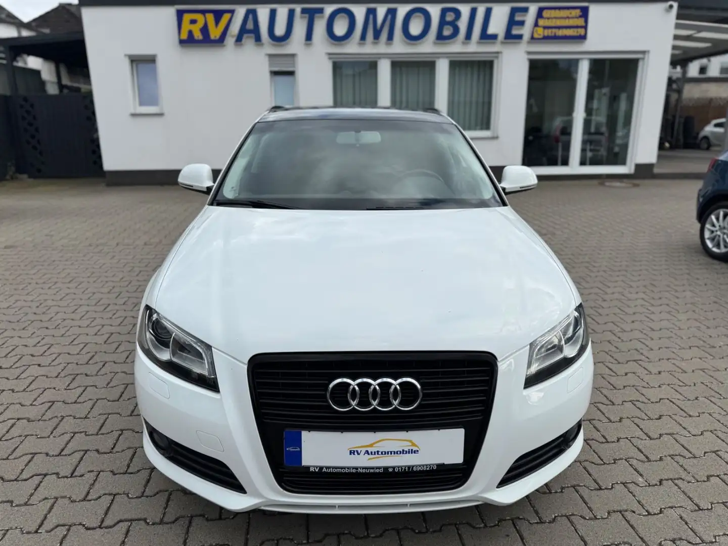 Audi A3 Sportback 1.9 TDI Ambition Weiß - 1
