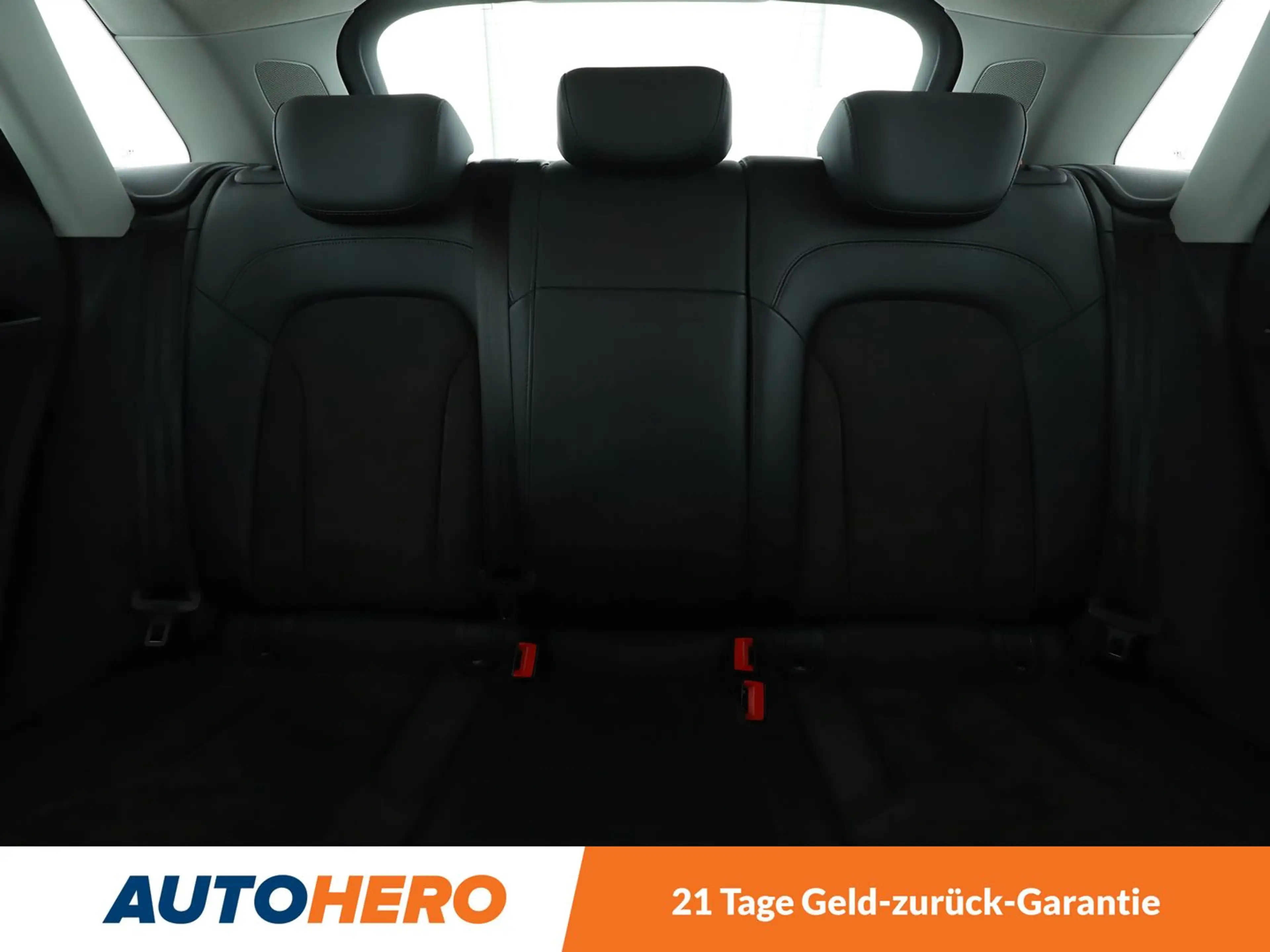 Audi RS Q3 2.5 TFSI quattro Aut.*NAVI*PDC*SHZ*ALU* — photo 14