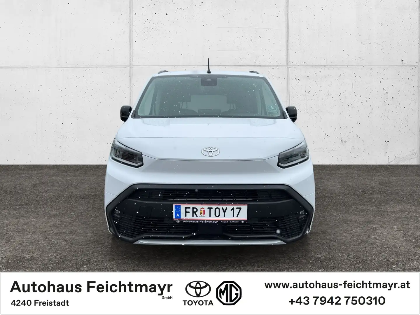 Toyota Proace City City Verso Family 1,5 D-4D 130 L1 8A 5t. Weiß - 2