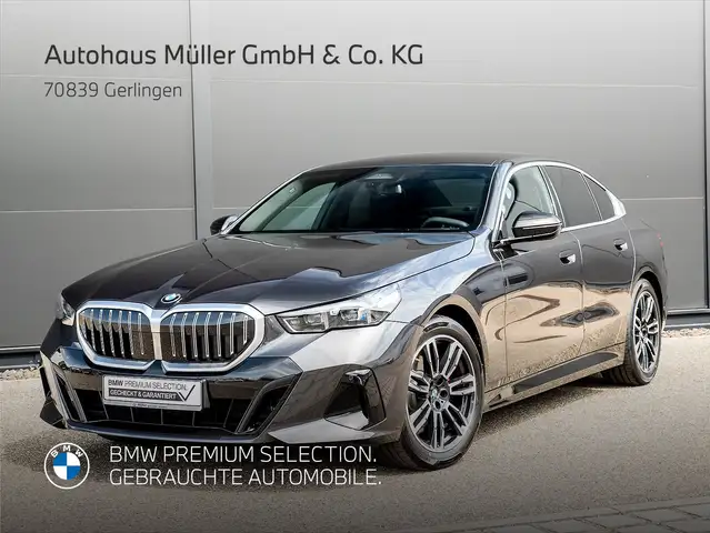 BMW 520 i Lim. M Sportpaket AHK Kamera Adapt.LED 1VB