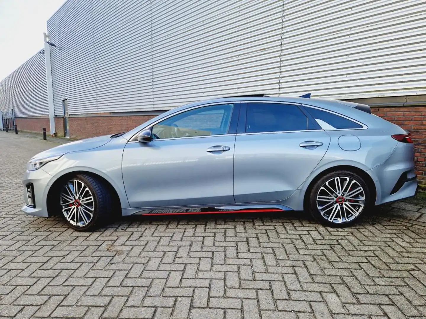 Kia ProCeed / pro_cee'd 1.6 T-GDI GT Full options 204PK - Pano - Automaat Gris - 2