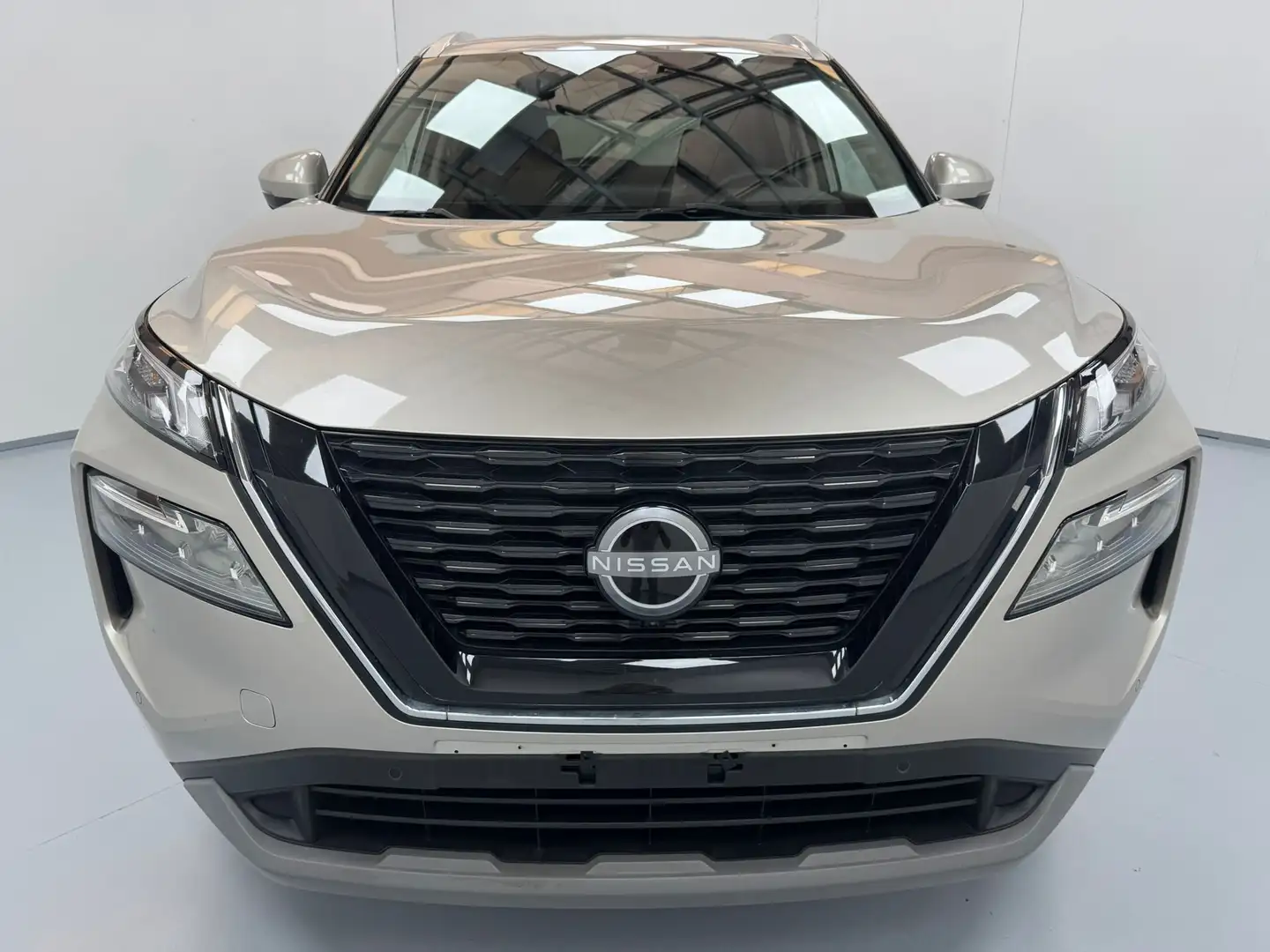 Nissan X-Trail 1.5 e-Power e-4orce 4WD 7POSTI N-CONNECTA PROMO!!! Silber - 2