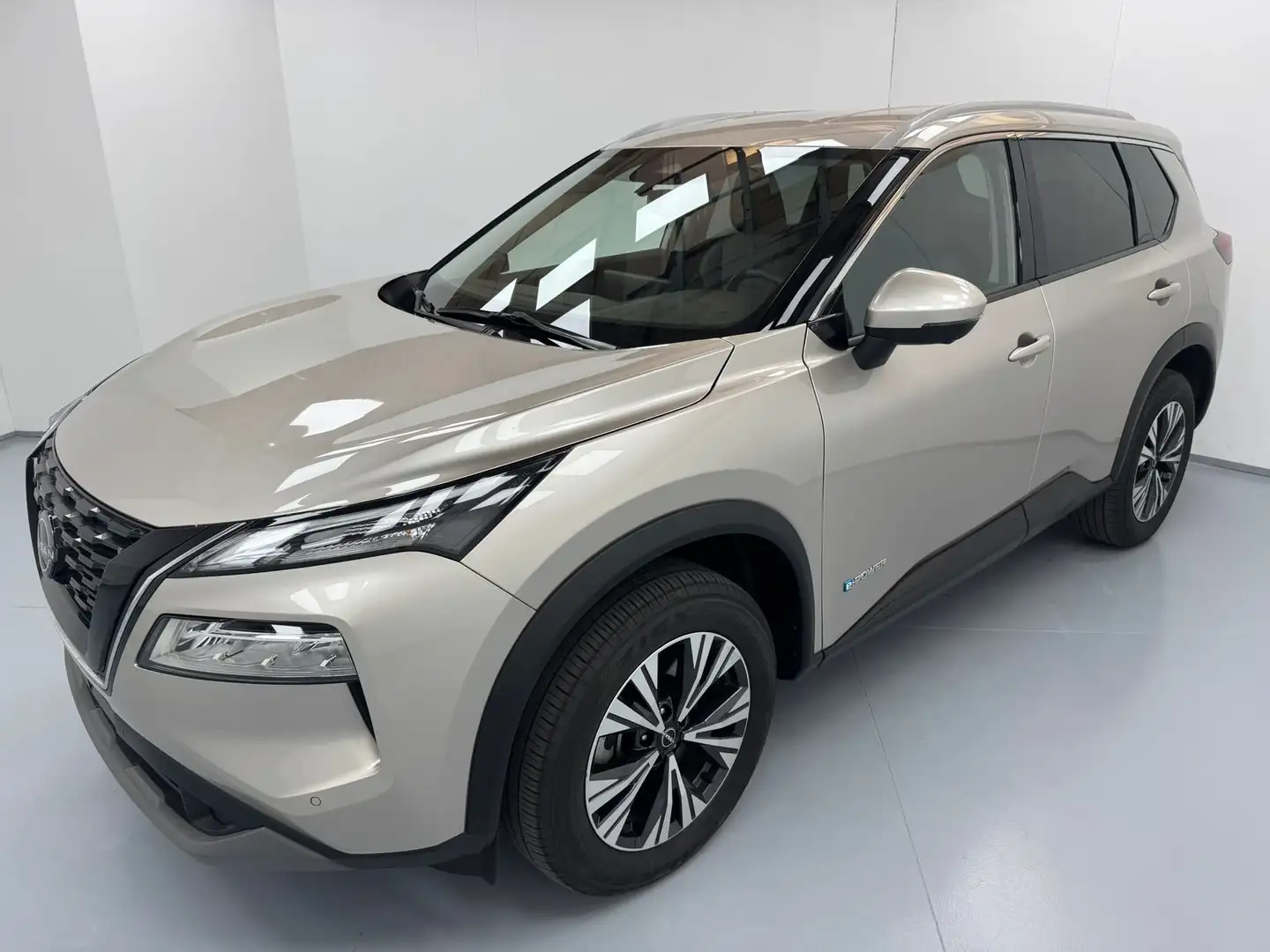 Nissan X-Trail 1.5 e-Power e-4orce 4WD 7POSTI N-CONNECTA PROMO!!! Silber - 1