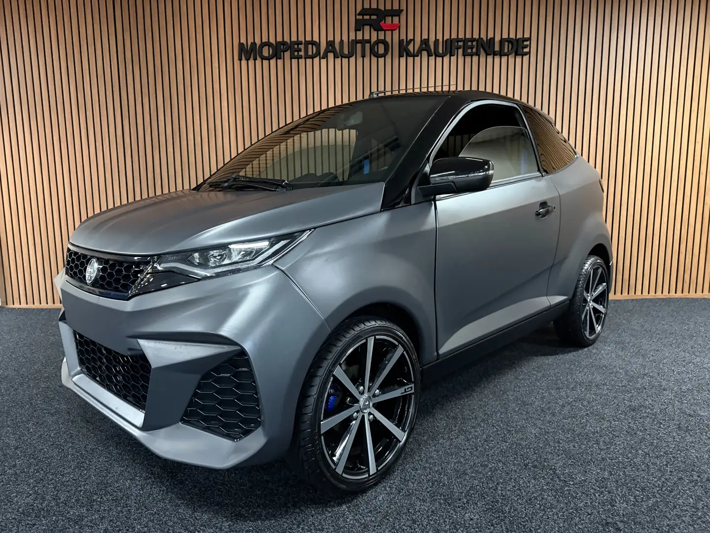 Aixam GTI Sport / Matt Grau / 8 PS / Full Led / Rückfahrk - 2