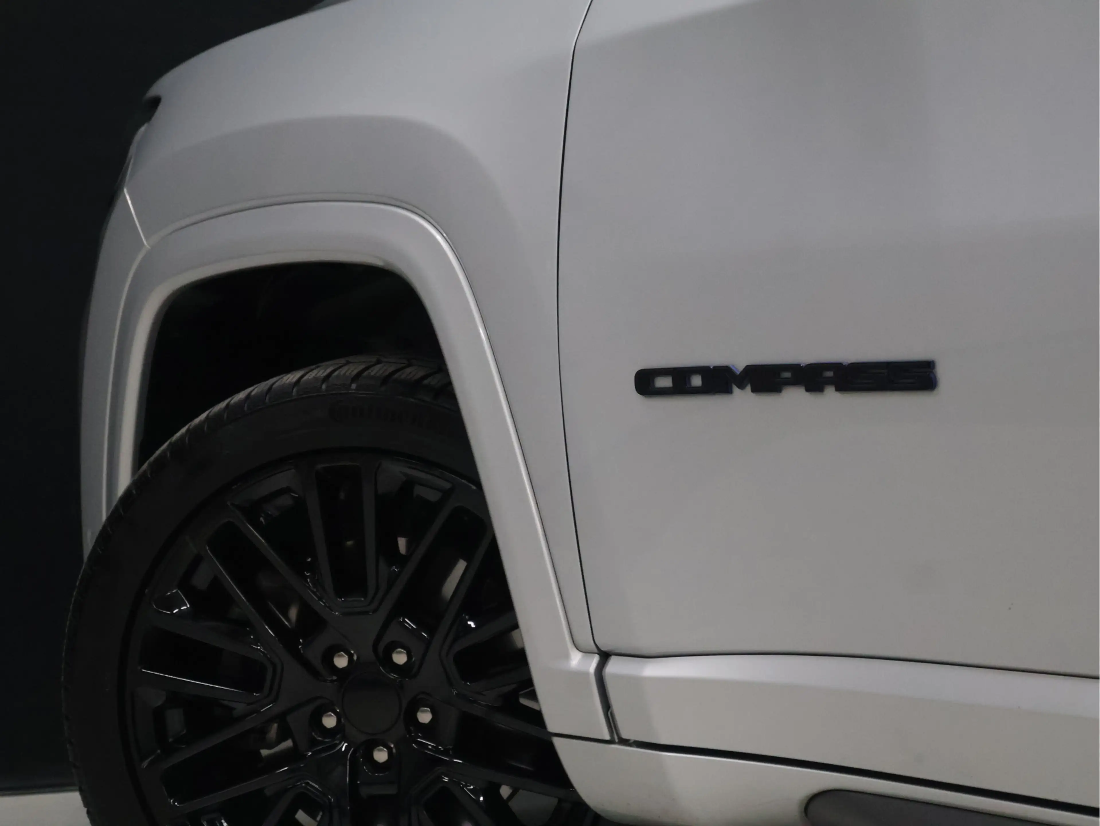 Jeep Compass 4xe 240 Plug-in Hybrid Electric S 4WD [APPLE CARPL — photo 23