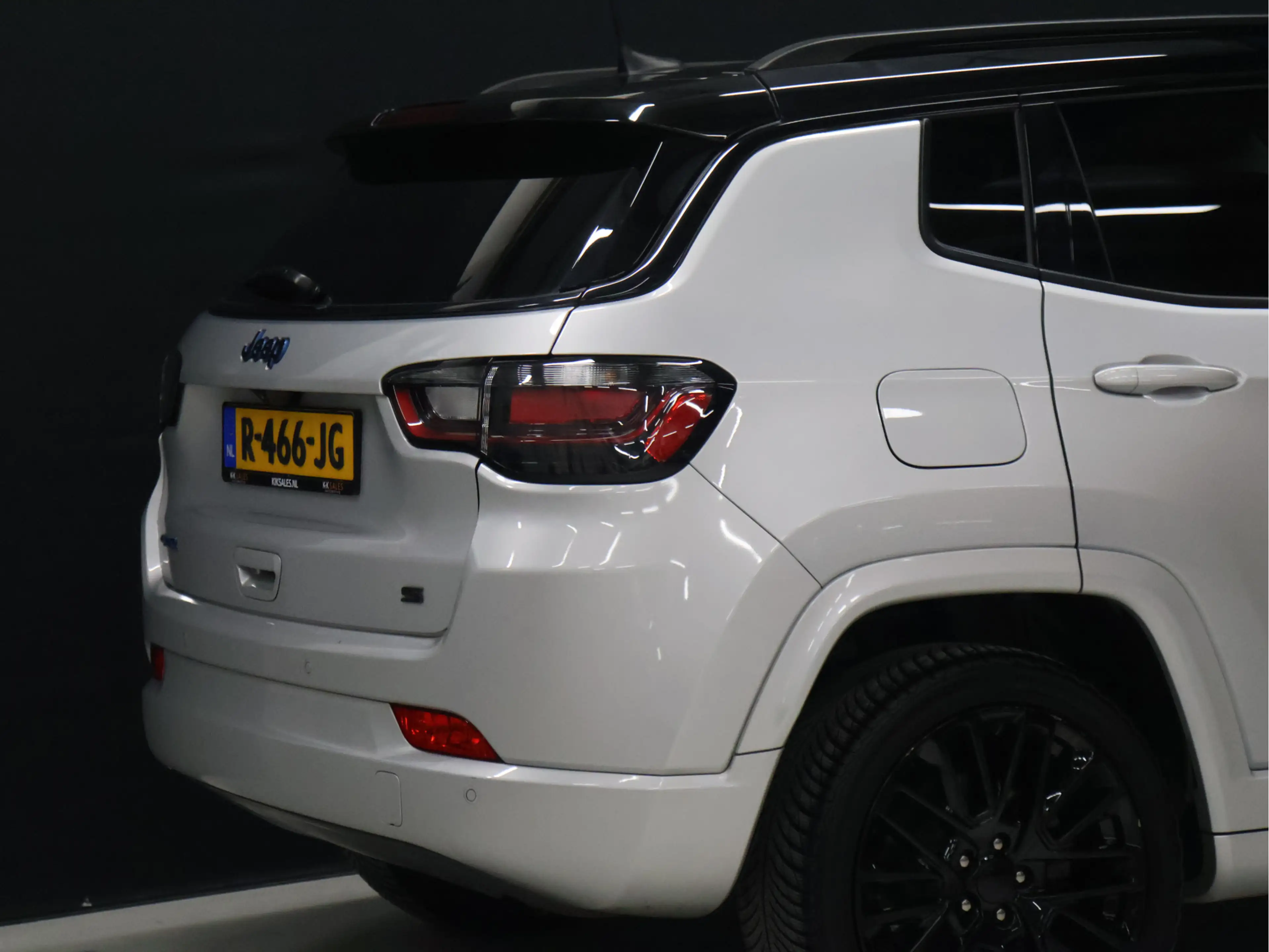 Jeep Compass 4xe 240 Plug-in Hybrid Electric S 4WD [APPLE CARPL — photo 27