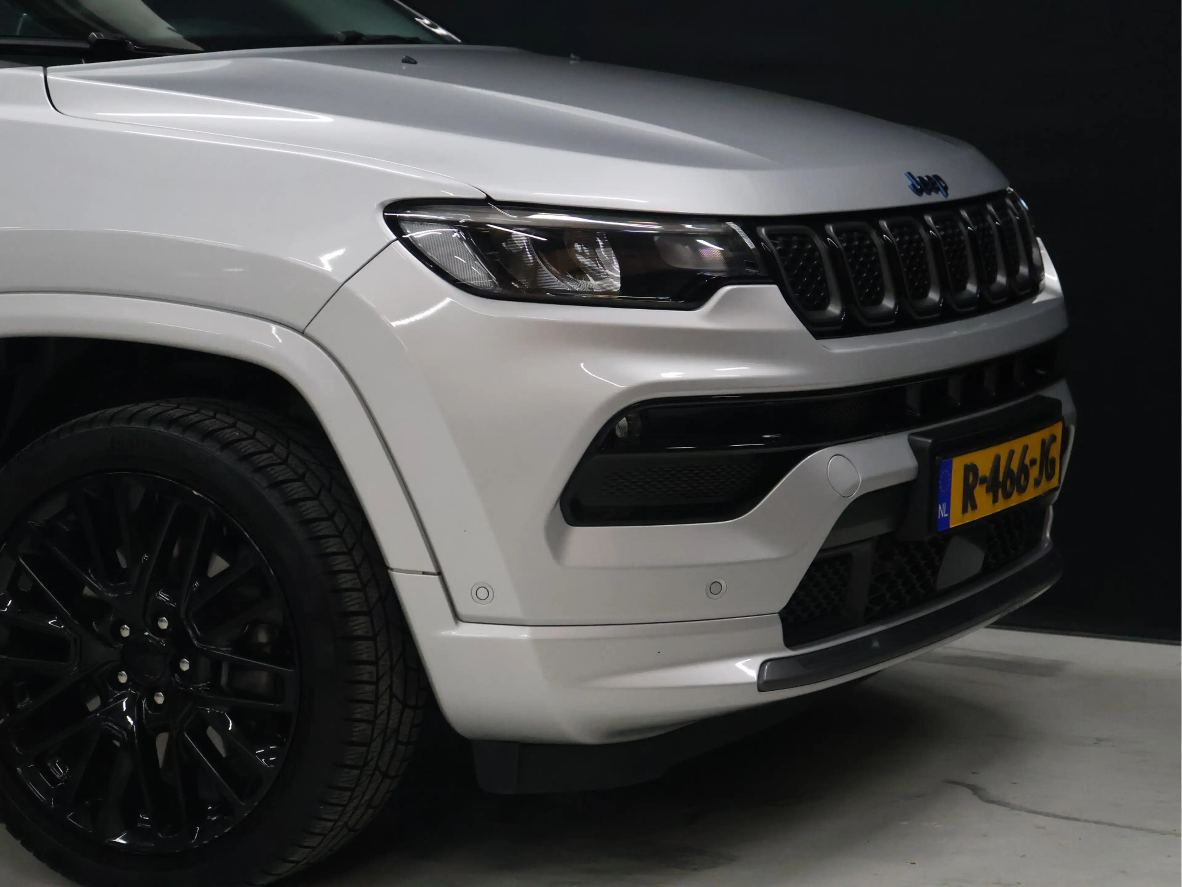Jeep Compass 4xe 240 Plug-in Hybrid Electric S 4WD [APPLE CARPL — photo 20