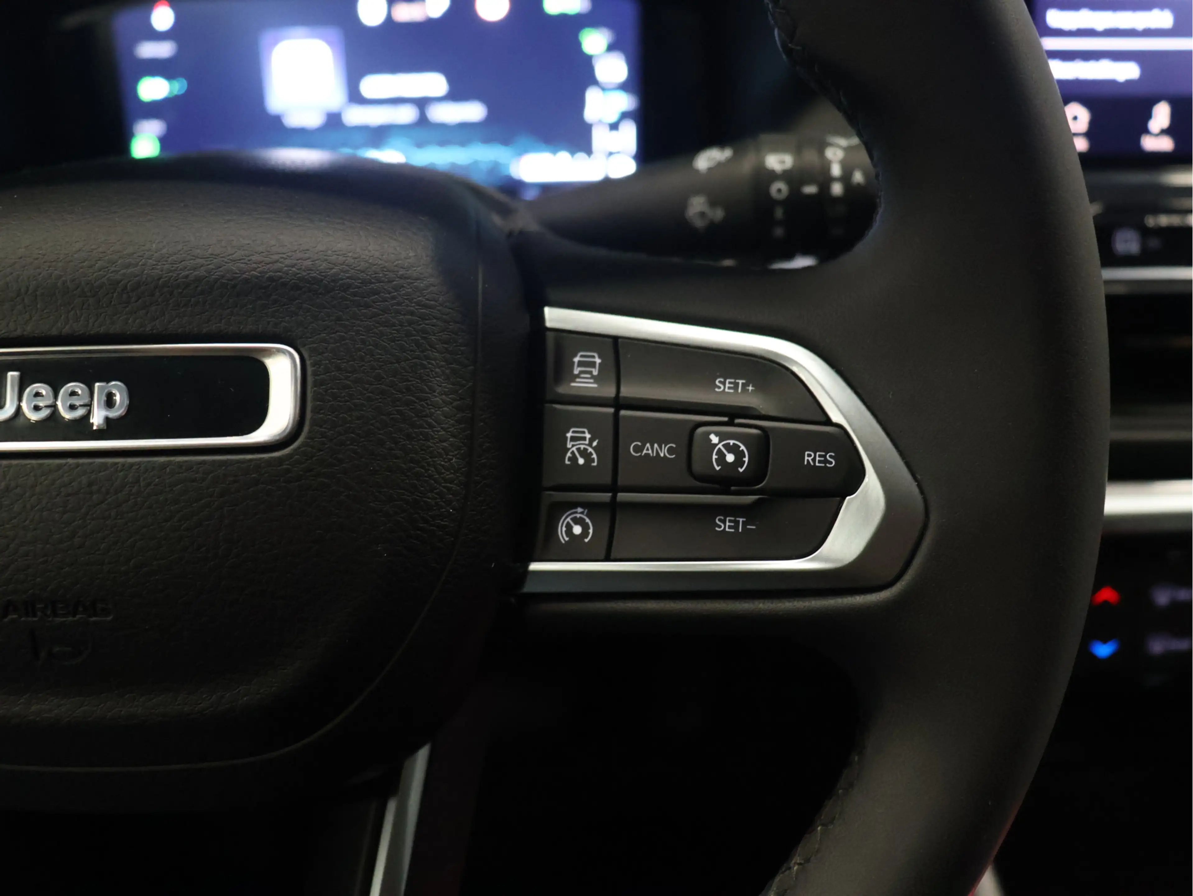 Jeep Compass 4xe 240 Plug-in Hybrid Electric S 4WD [APPLE CARPL — photo 13