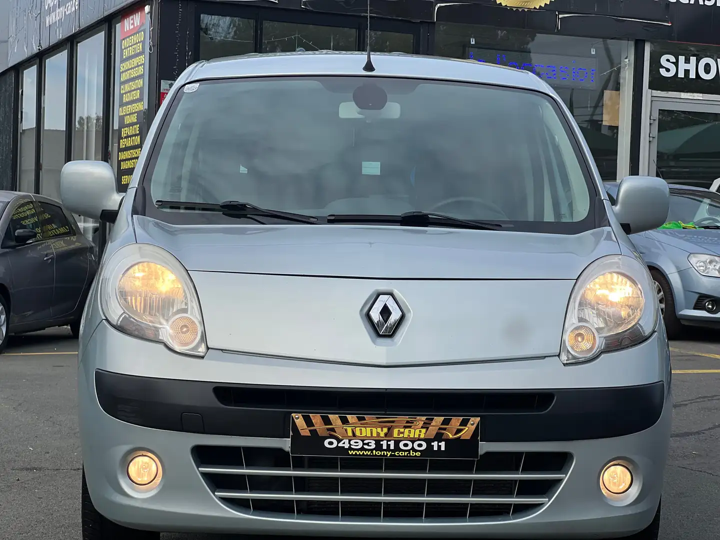 Renault Kangoo Kango1.6i Privilège*5PL*A/C*boîte auto*G12 M Grijs - 1
