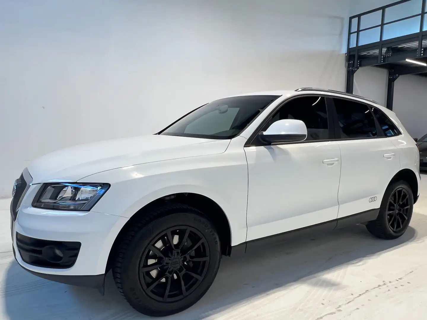 Audi Q5 Q5 2.0 tdi quattro 143cv dpf Blanc - 2