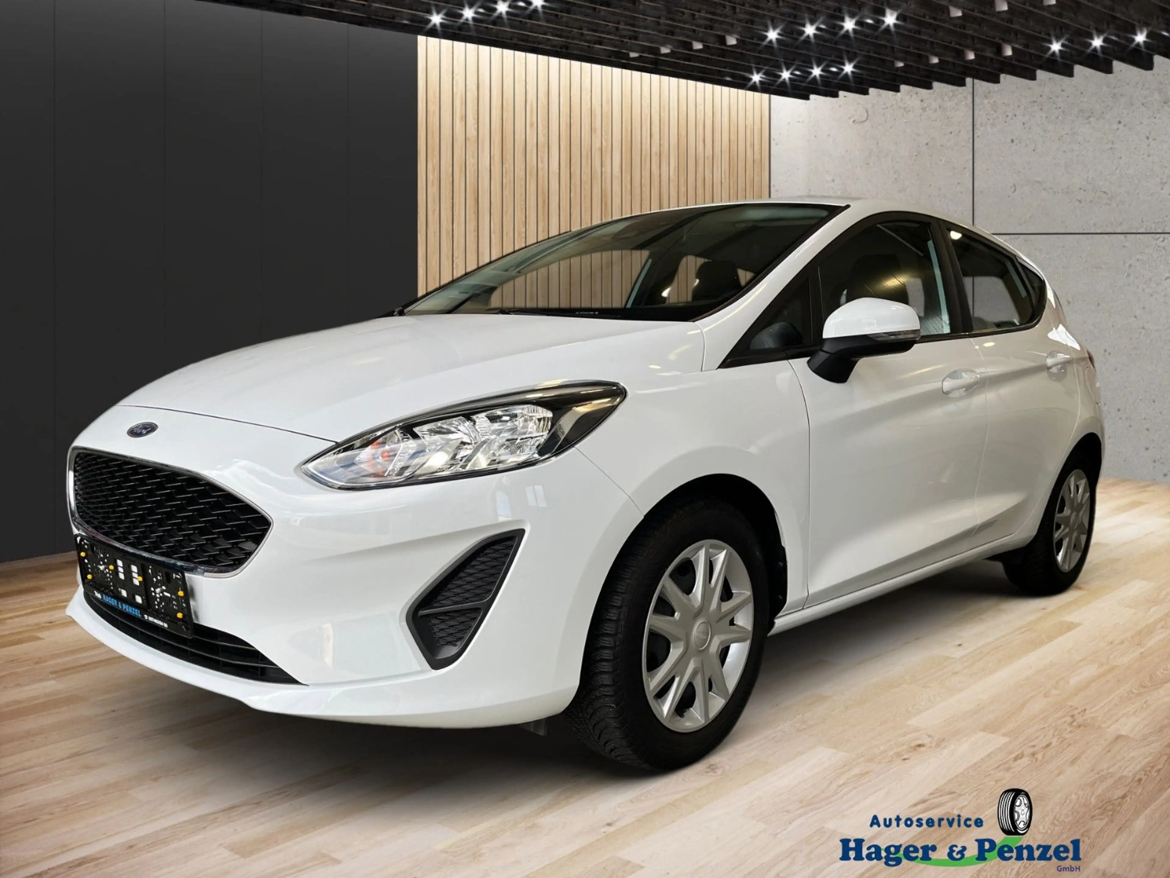 Ford Fiesta Cool & Connect AppLink Navi Klima