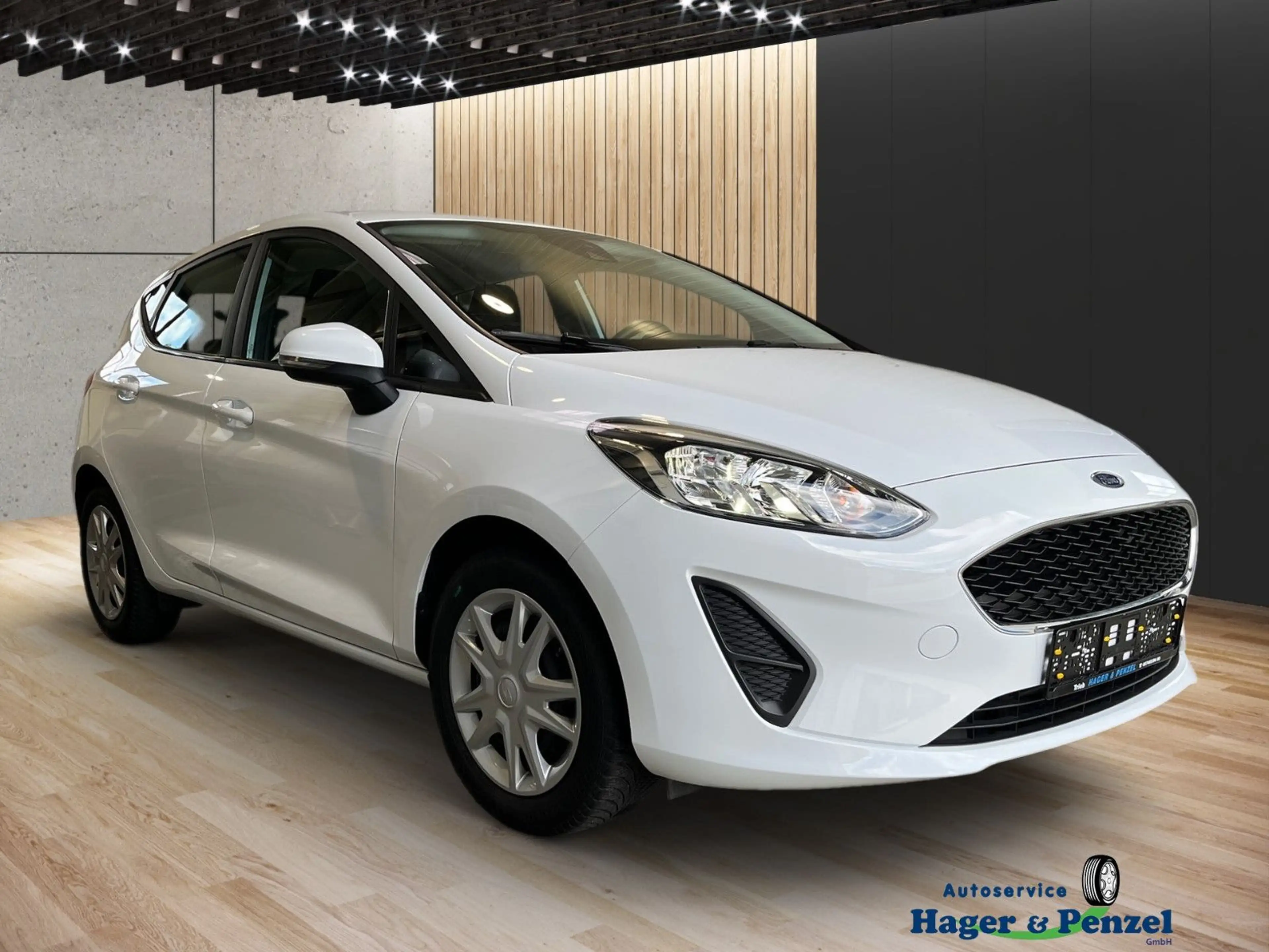 Ford Fiesta Cool & Connect AppLink Navi Klima — photo 2