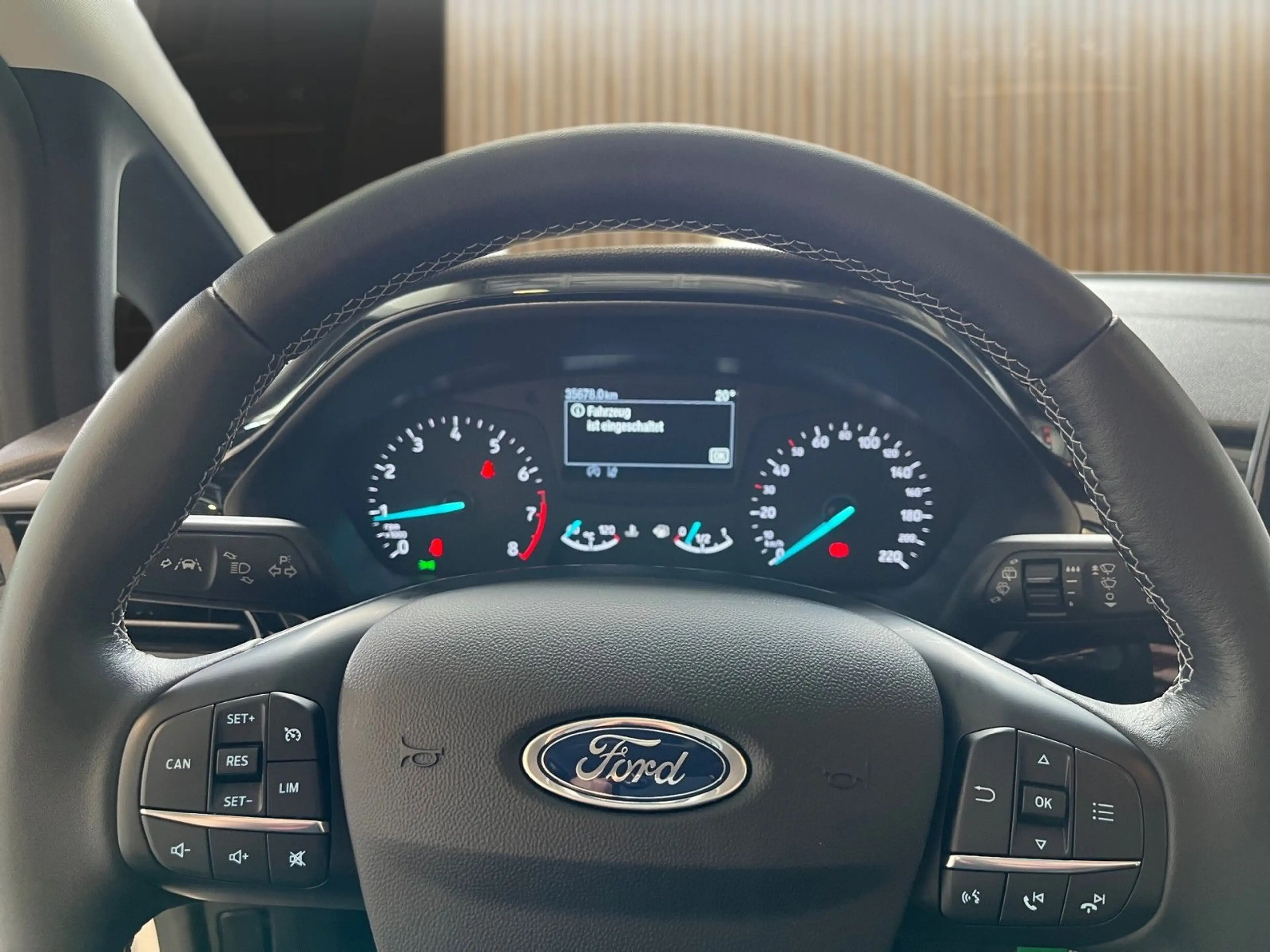 Ford Fiesta Cool & Connect AppLink Navi Klima — photo 8