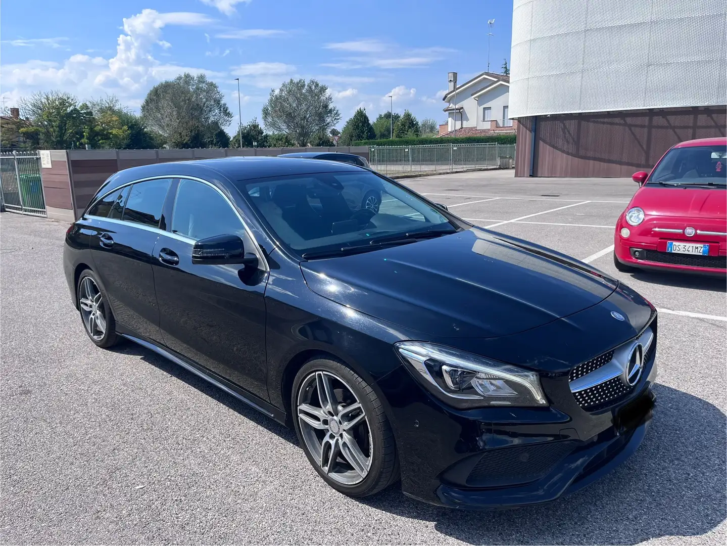 Mercedes-Benz CLA 200 premium shooting brake - 2