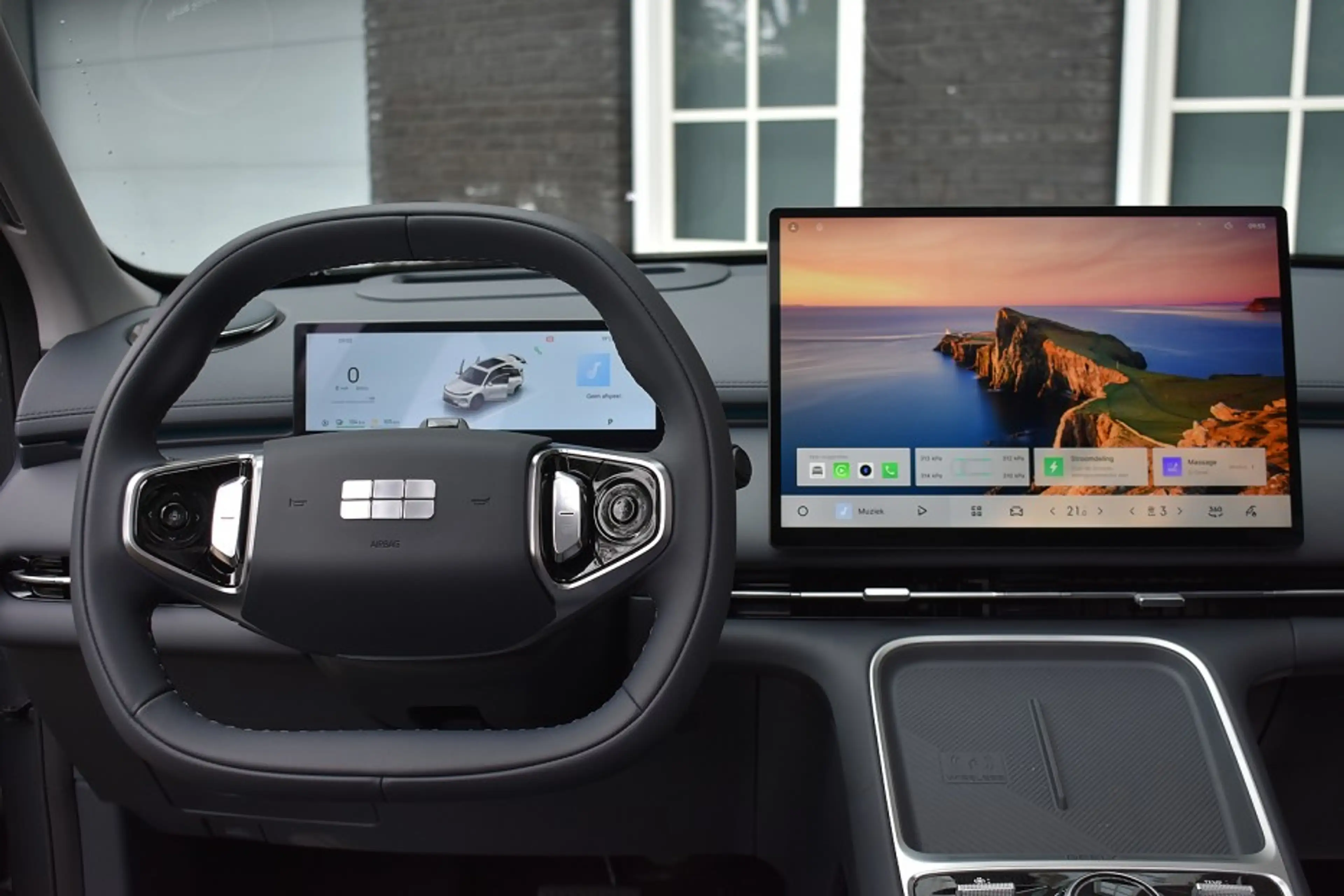 Geely Starray EM-i EM-i Max + PHEV Long Range/136km WLTP /Pano/Leer e — photo 2