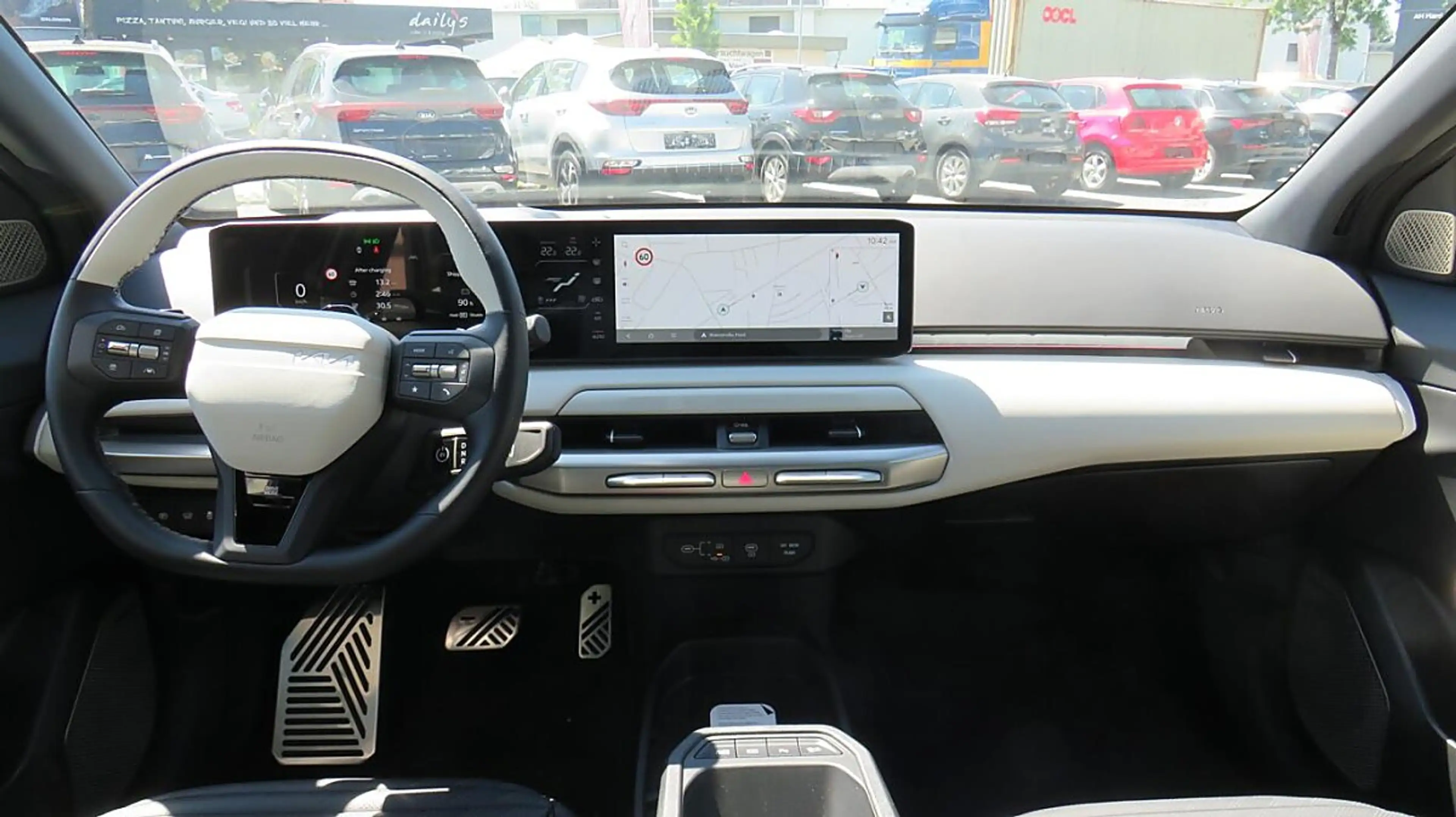 Kia EV4 Elektro 81,4 kWh — photo 11